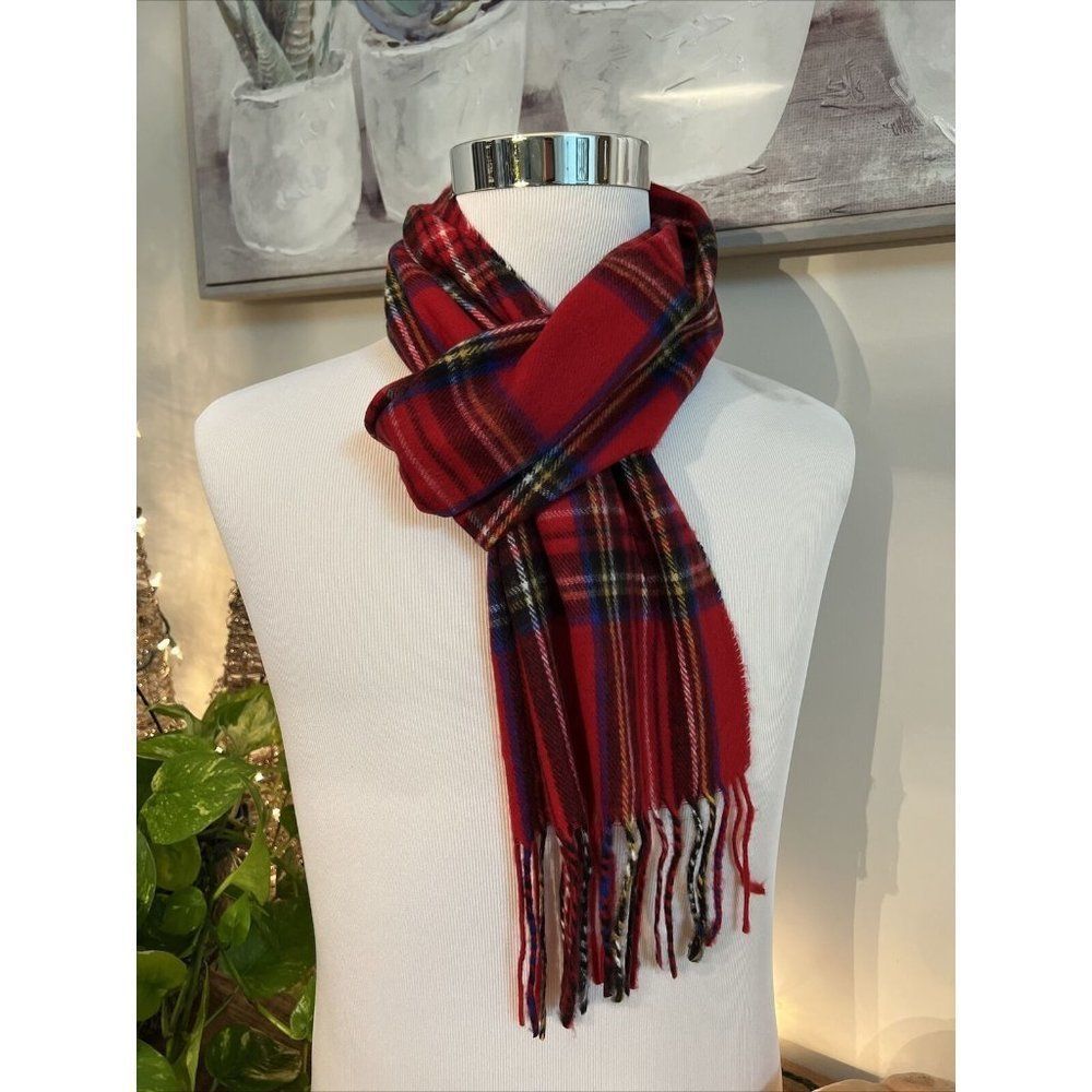 NWT‎ Steve Madden Mid Weight Red Plaid Muffler Scarf